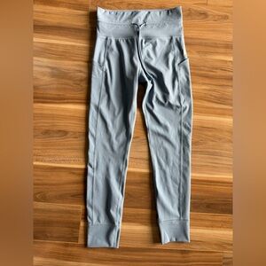 NWOT Vuori Daily Pocket Leggings - size S